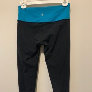 Blue waist lululemon cropped leggings